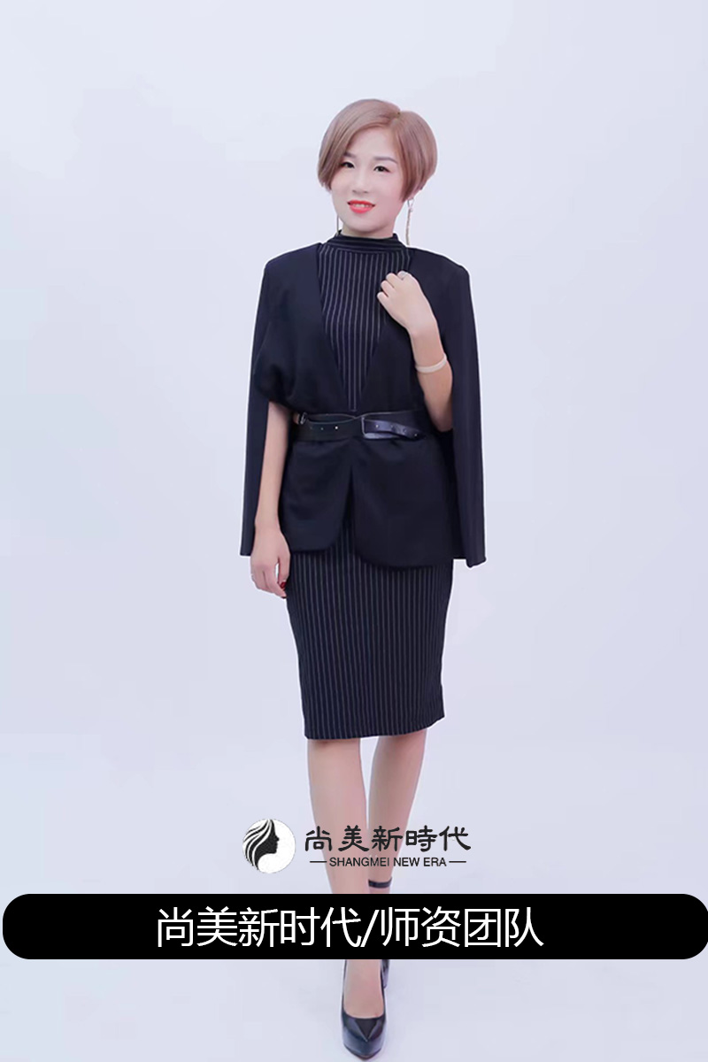 Laura資深紋繡師.jpg